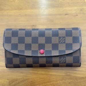 Authentic Louis Vuitton Wallet
